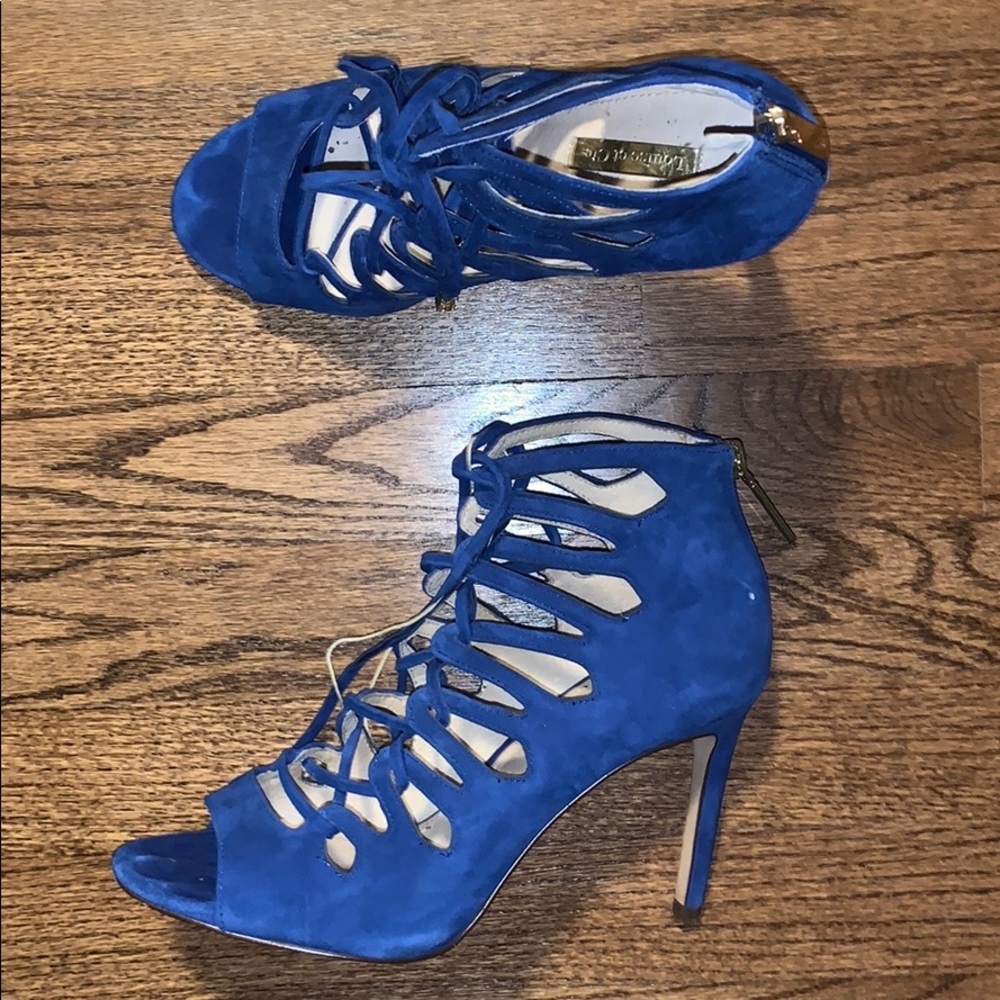 BLUE STRAPPY HEELS